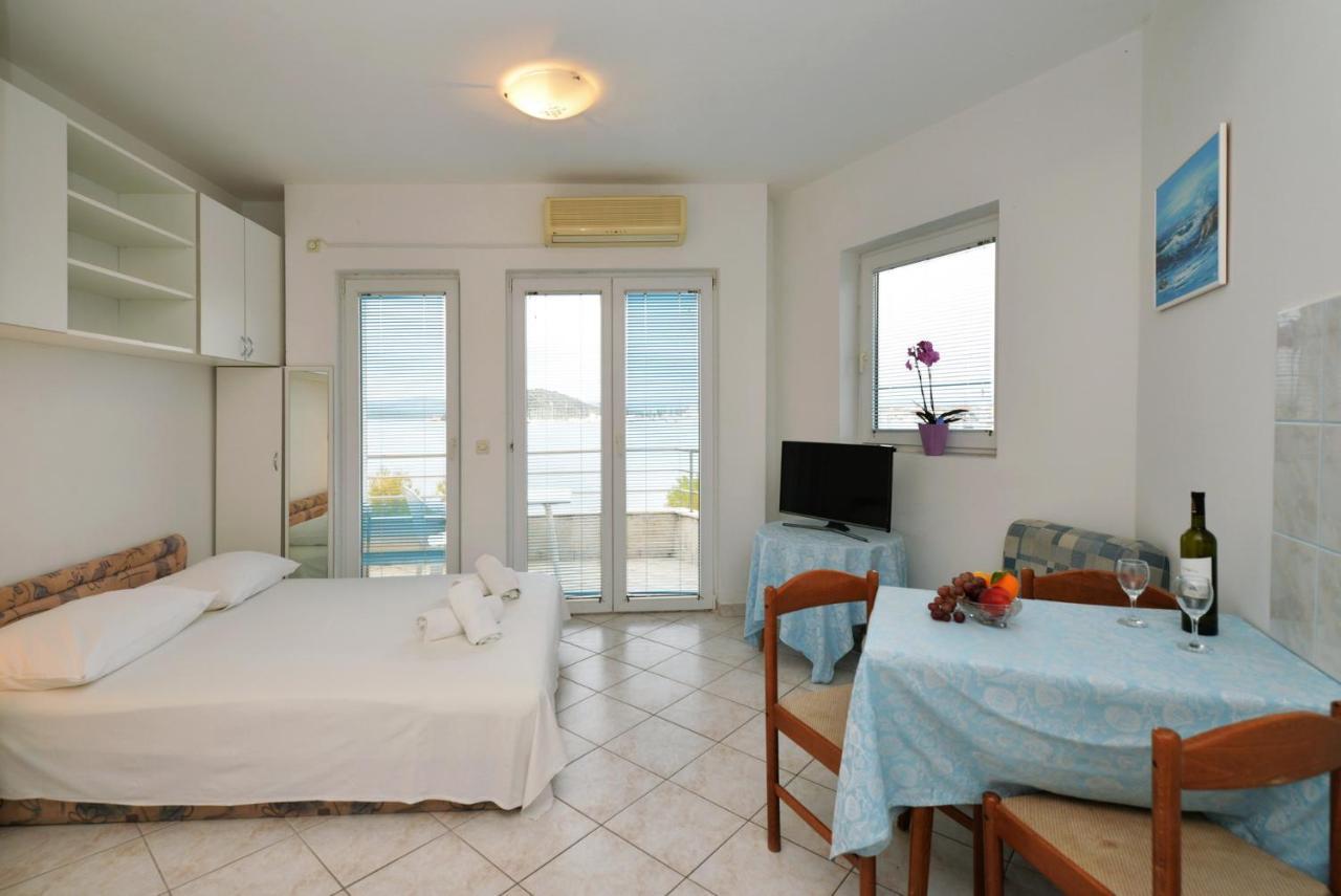 Apartman Mana, Murter Zewnętrze zdjęcie