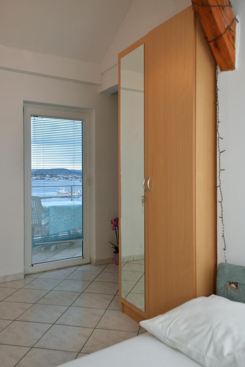 Apartman Mana, Murter Zewnętrze zdjęcie